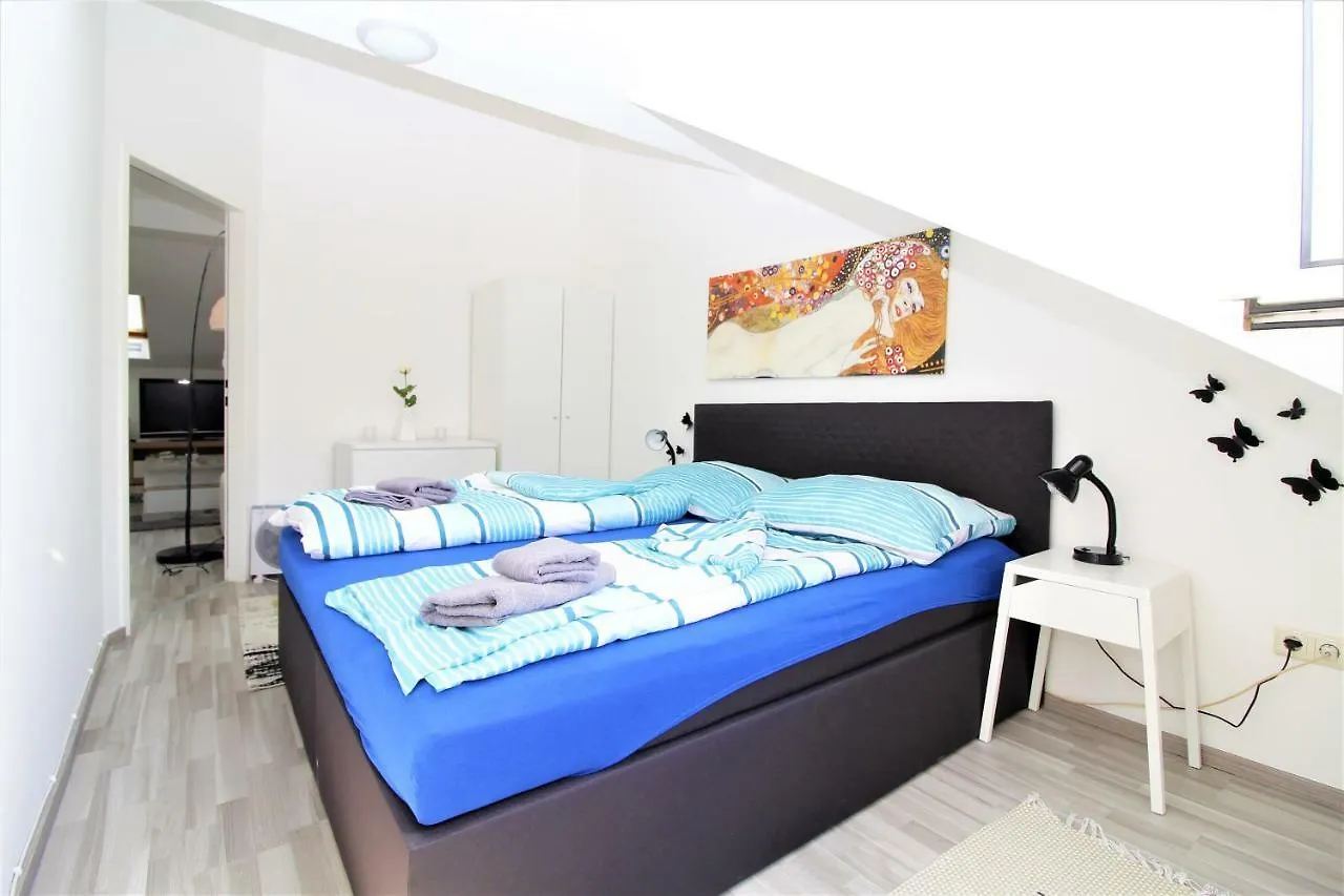 Gold: Penthouse Apartment Volkertmarkt Vienna Austria