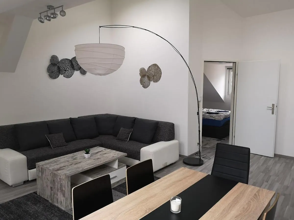 Gold: Penthouse Apartment Volkertmarkt Vienna